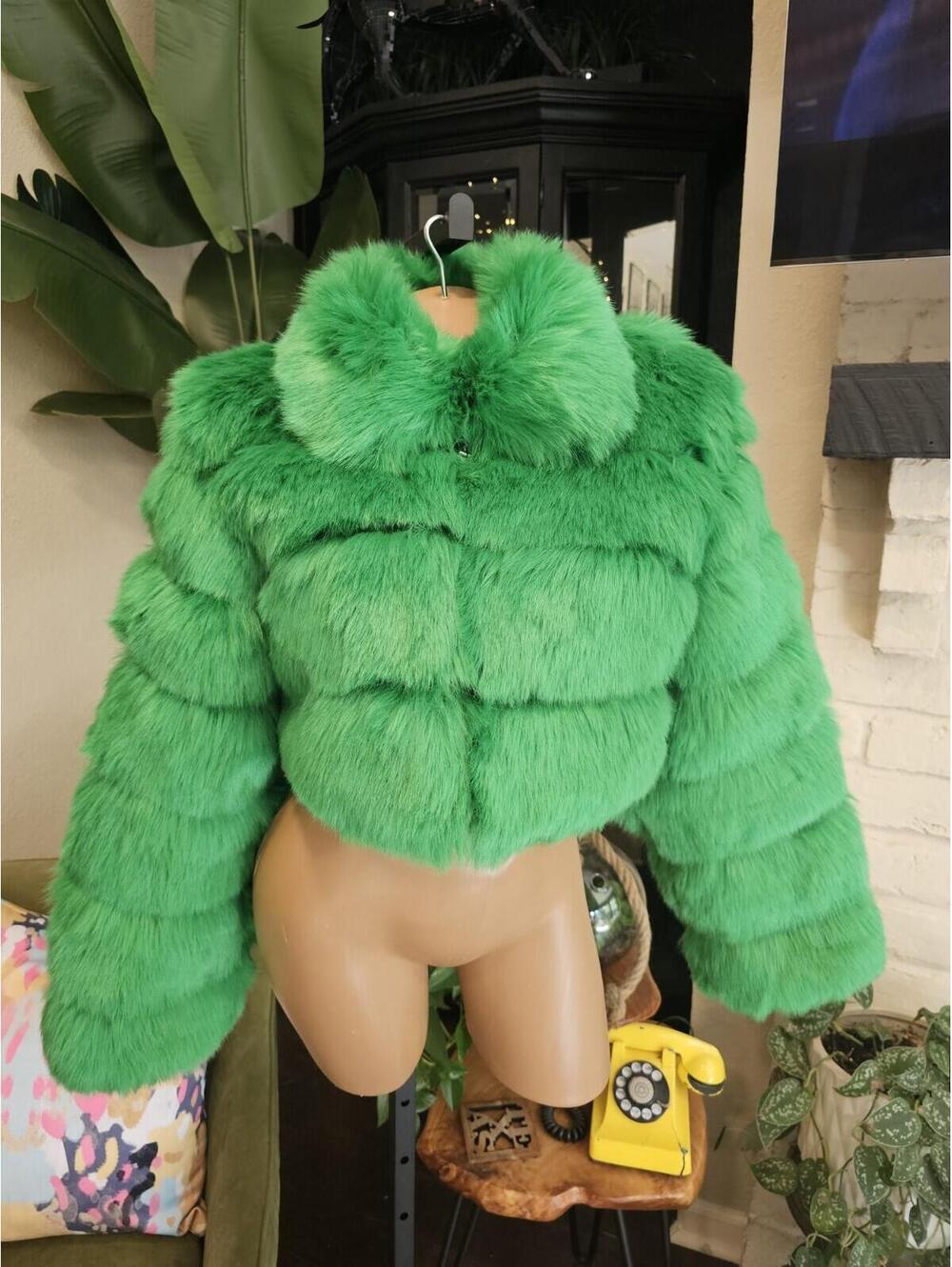NWOT FAUX Fur Jacket Splicing Short Lapel Collar Long-sleeved Jacket GREEN 💚 - Picture 2 of 6